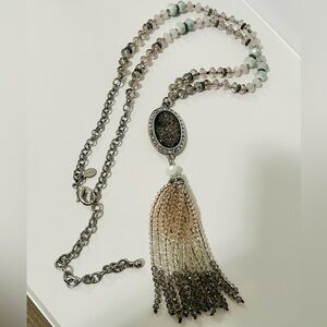 Chico’s long beaded druzy statement necklaces #E424 gray